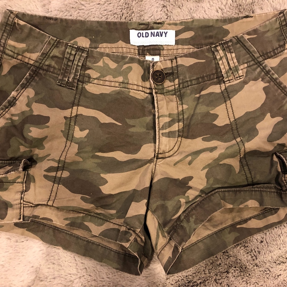 Old Navy Camo shorts